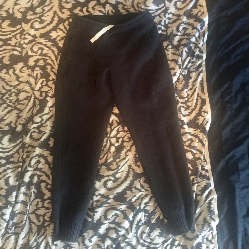 Black Size 4 Women's Lululemon Joggers